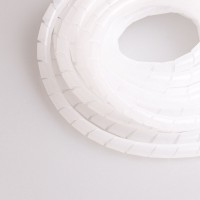 Спиральная 10 мм обмотка для проводов (белая) - 10 метров